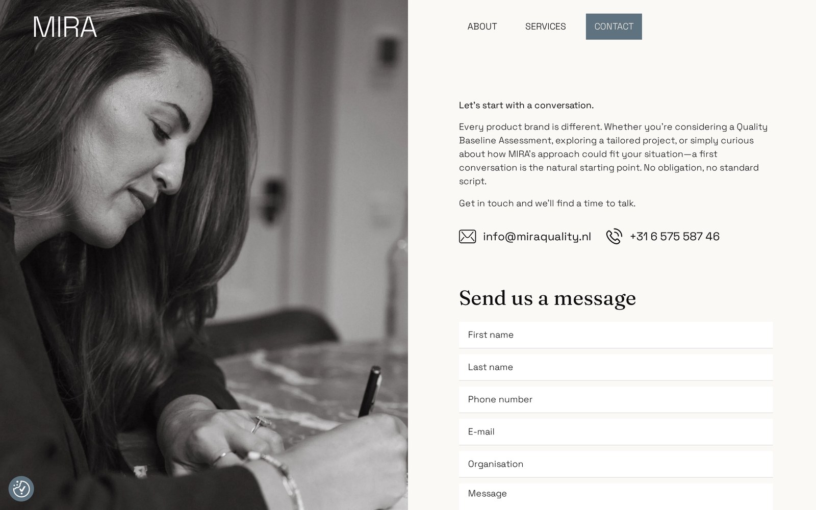 Contactpagina van MIRA Quality met formulier en contactgegevens